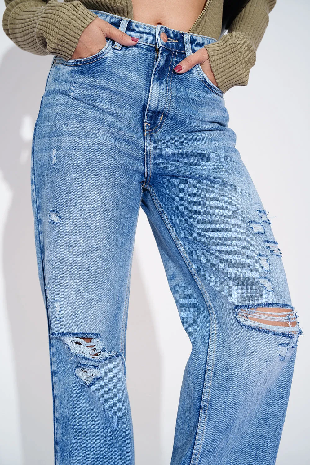 Distressed Edge Straight Fit Jeans