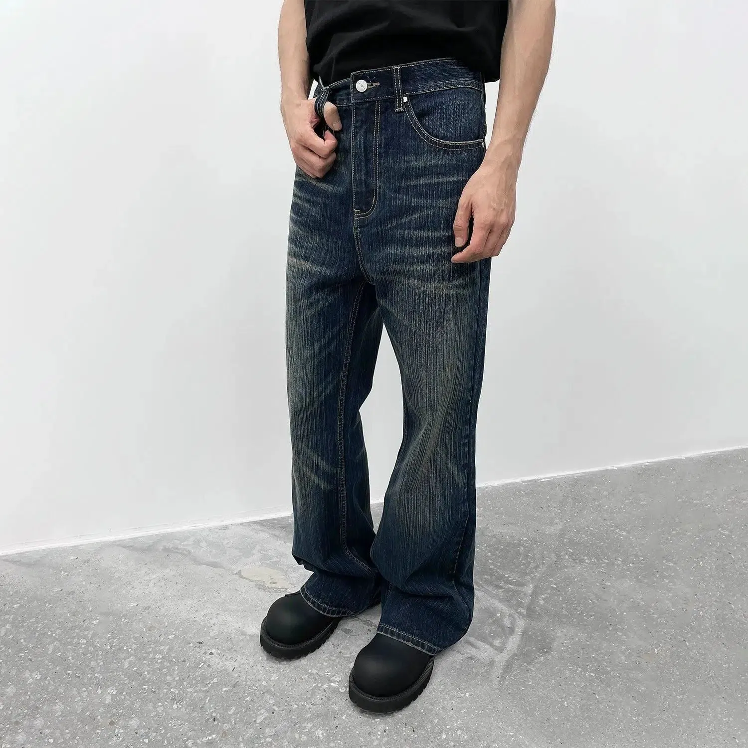 Faded Regular Fit Jeans