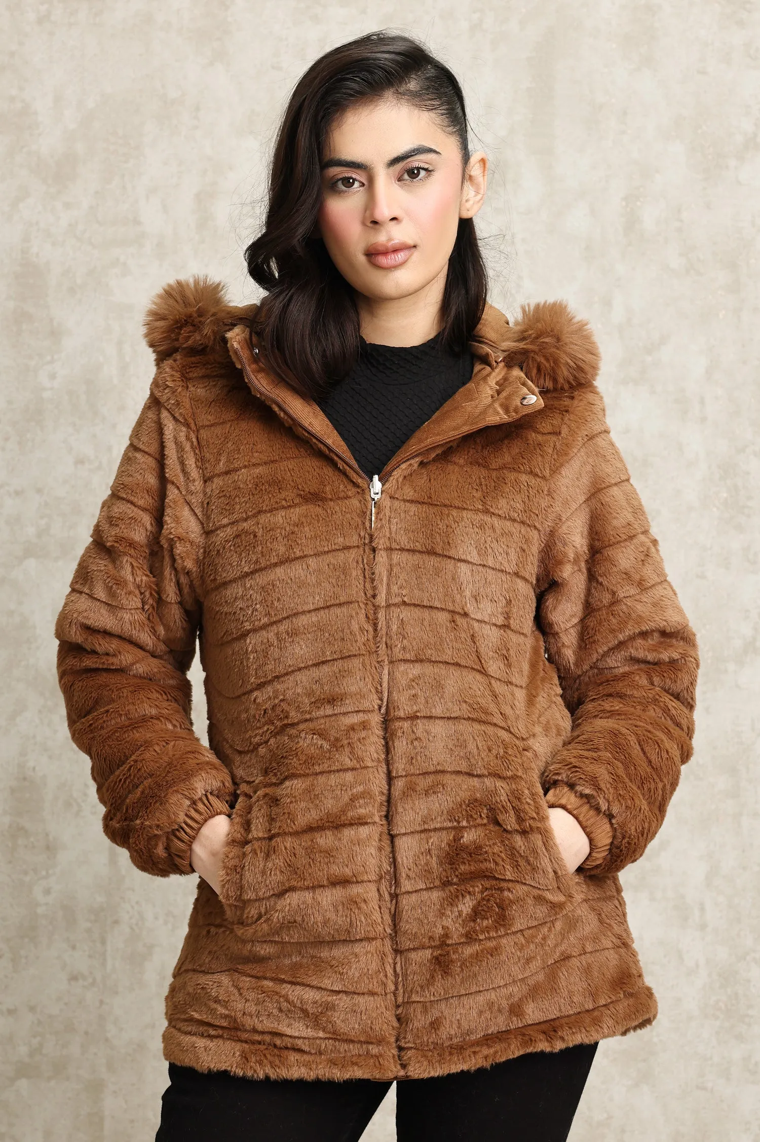 FLUFFY REVERSIBLE JACKET-COFFEE