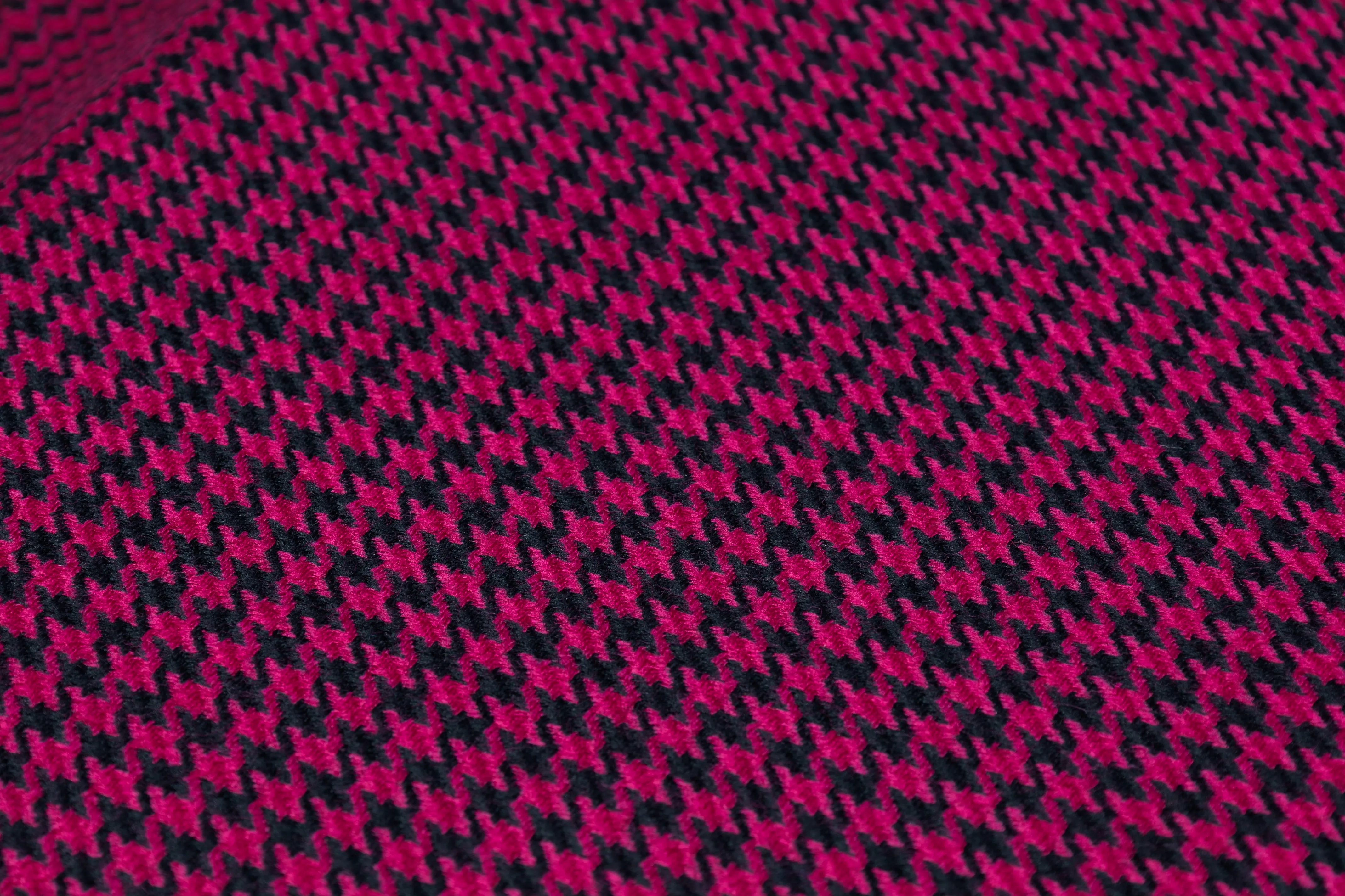 Houndstooth Italian Wool Suiting - Magenta / Black