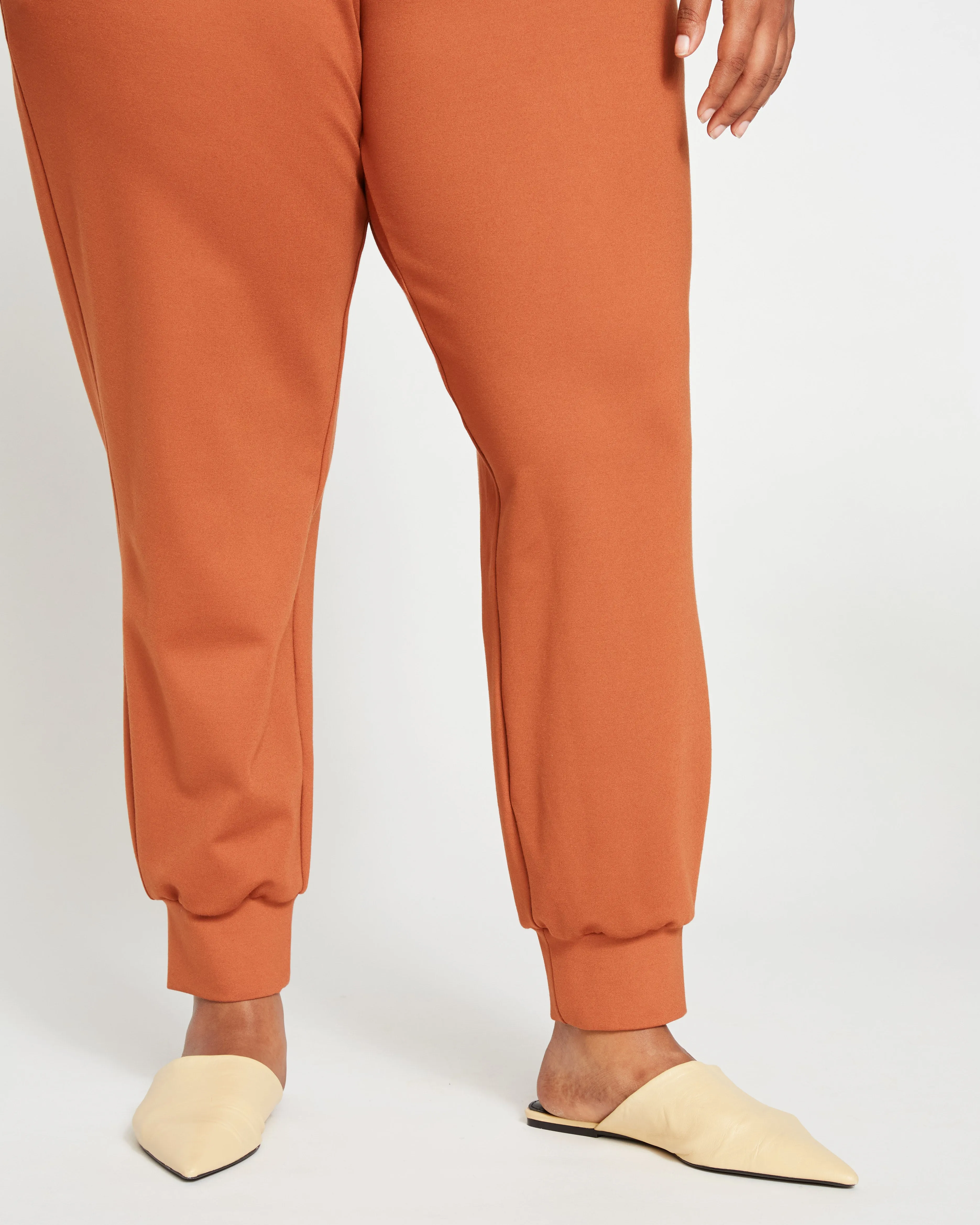 Luxe Laid-Back Ponte Joggers - Ginger