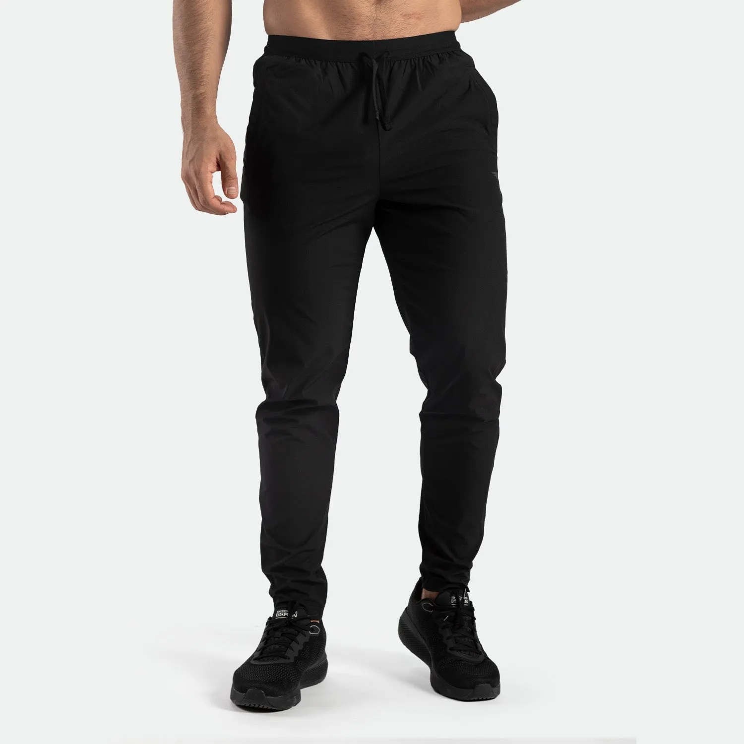 MEN-GO BEYOND-SUMMIT-PANT (BLACK)