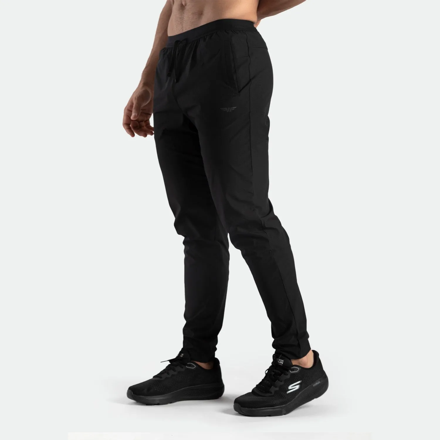 MEN-GO BEYOND-SUMMIT-PANT (BLACK)