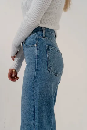 Relaxed 90's Long Straight Denim