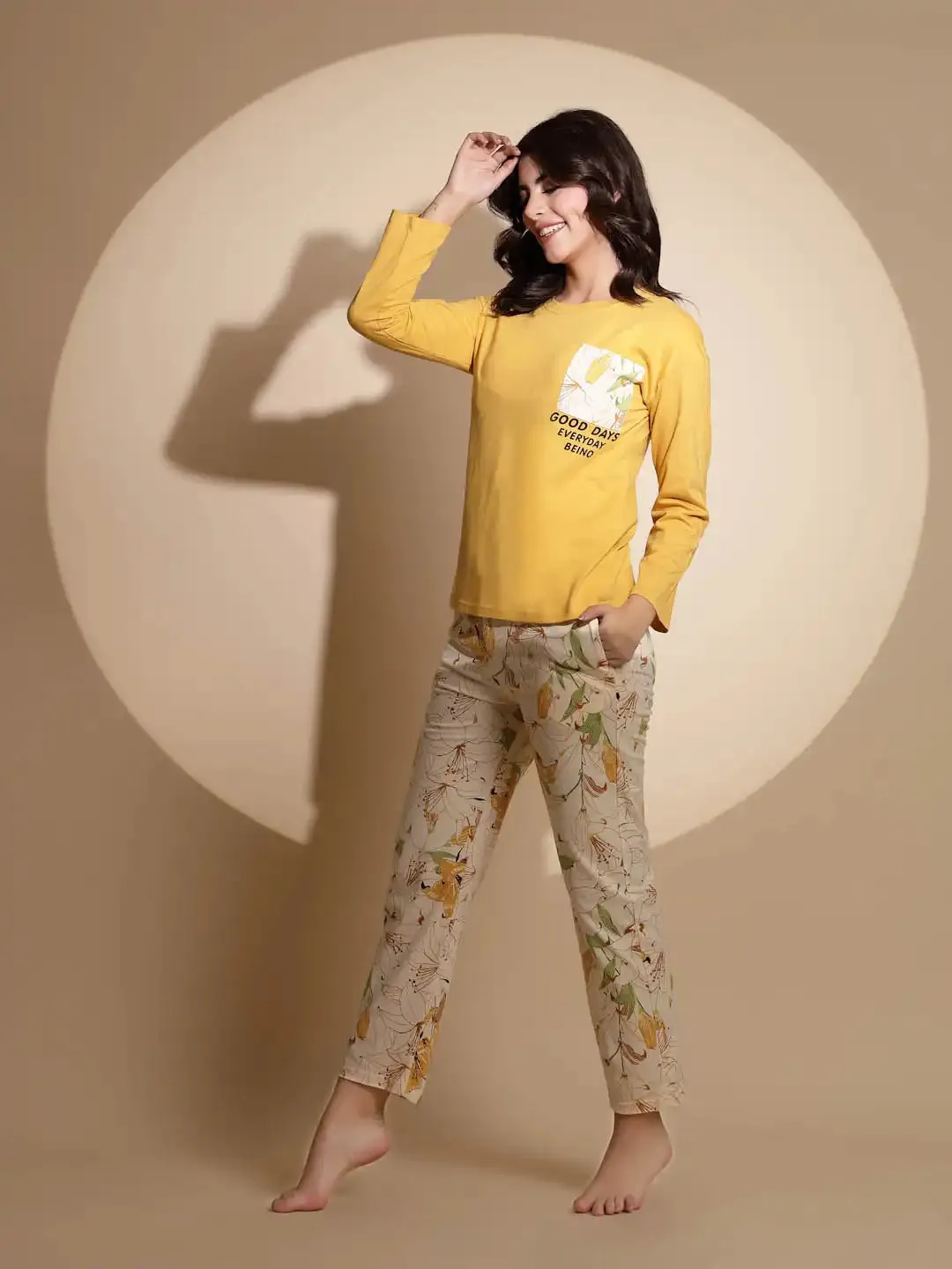 Yellow Hosiery Solid Top & Pyjama Night Suit Set